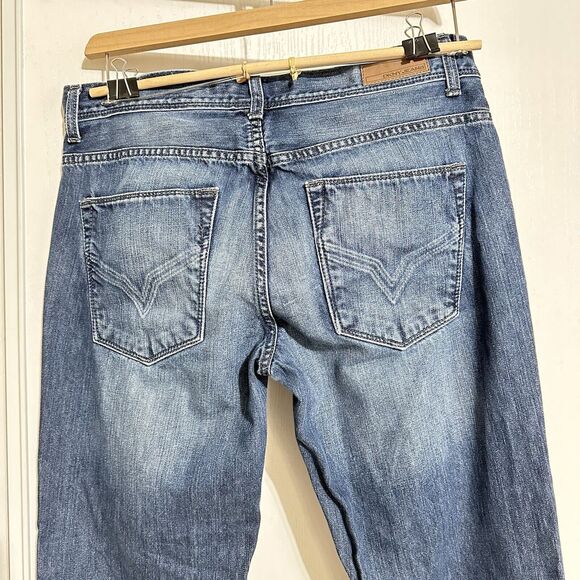 DKNY Men’s Jeans Denim Jeans 32x32 Straight Relaxed Distressed Y2K - Picture 5 of 11